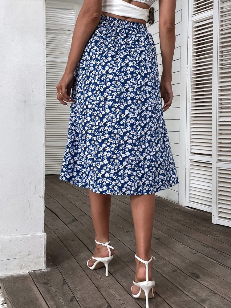 Bohemian maxi skirt blue elegant floral print - Image 2