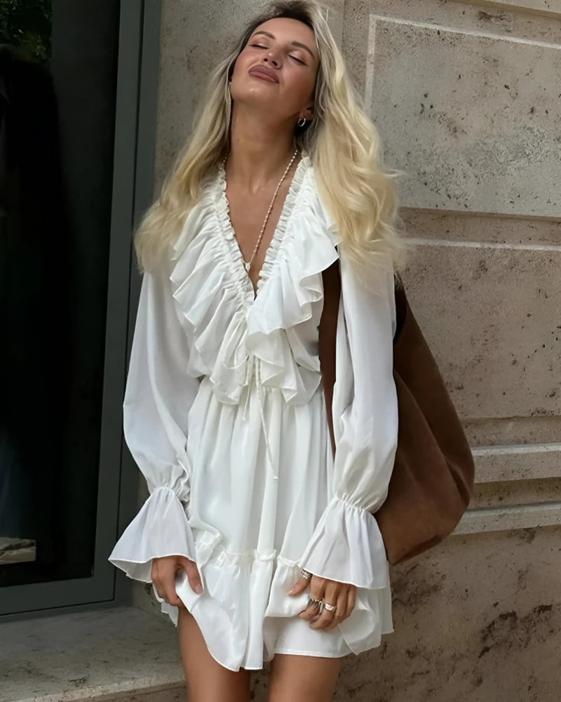 With Ruffles and Long Sleeves Flareds Mini Dress