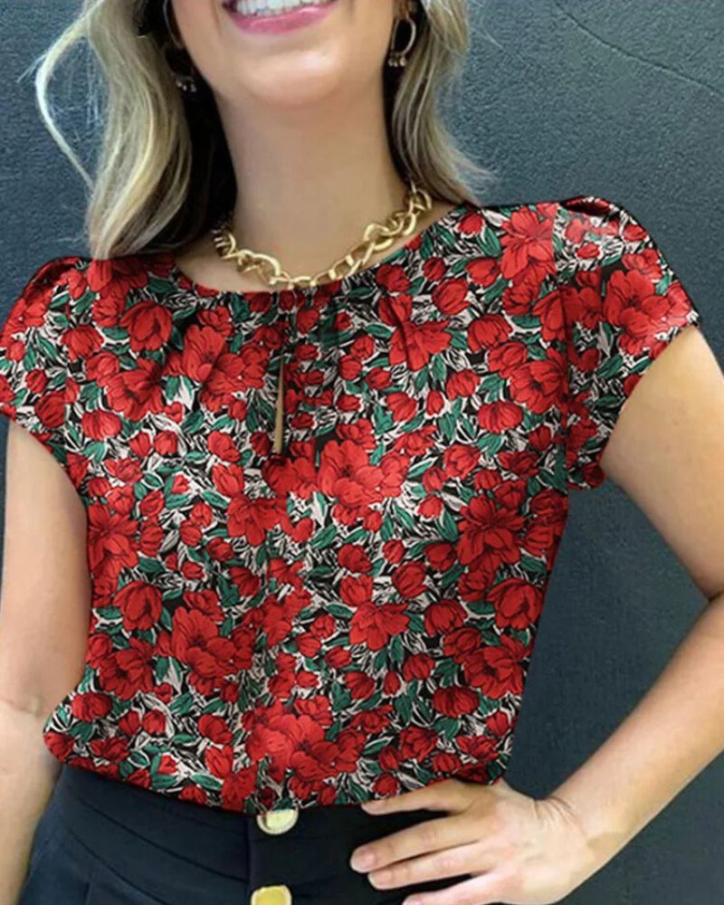 Bohemian with Short Sleeves Casual Flower-Embellished Blouse