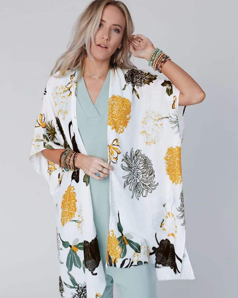 Women's Kimono Floral and Vibrant