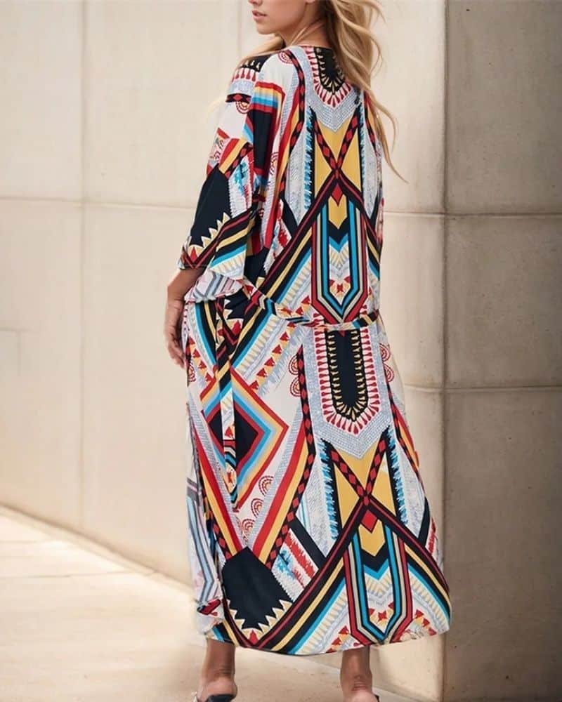 Women's Kimono with Bold Style - Image 3