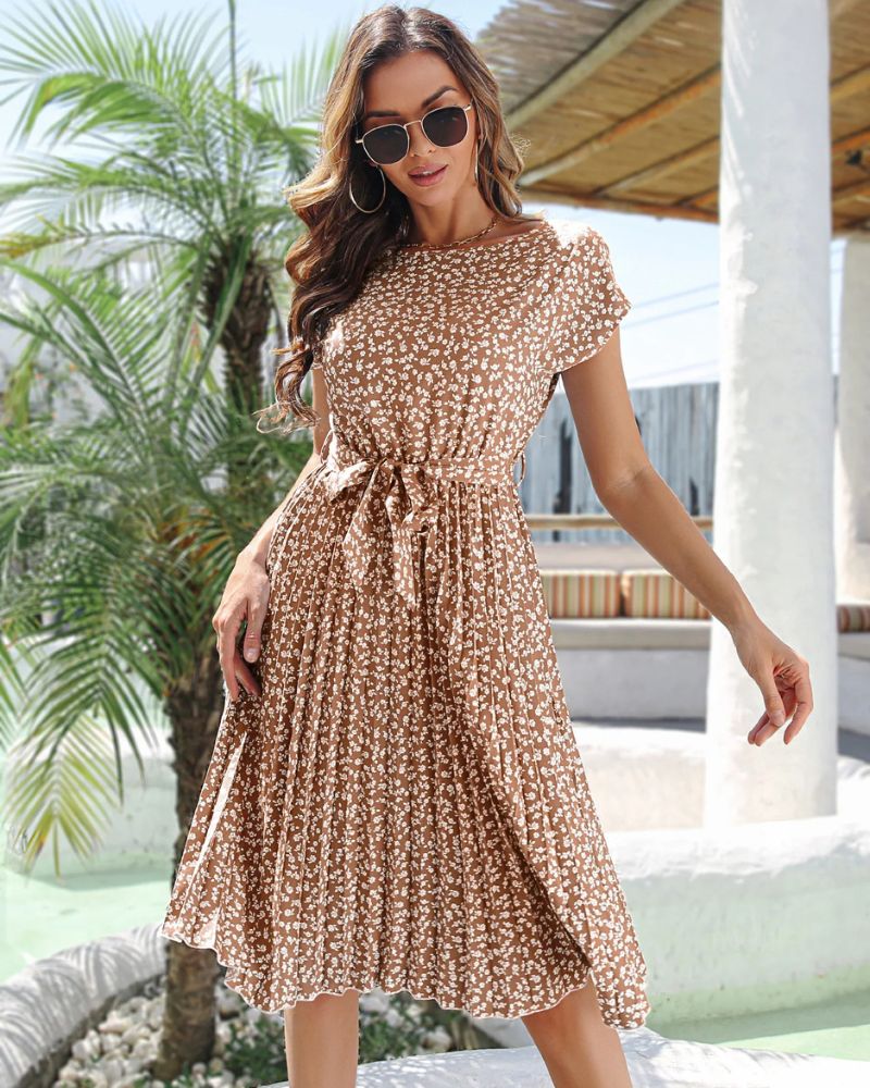 Cottagecore Short and Pleated with Belt Dress